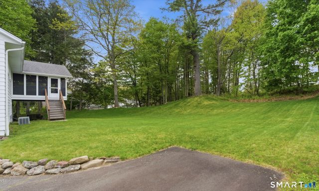 3 Branch Brook Drive, Simsbury, CT 06070