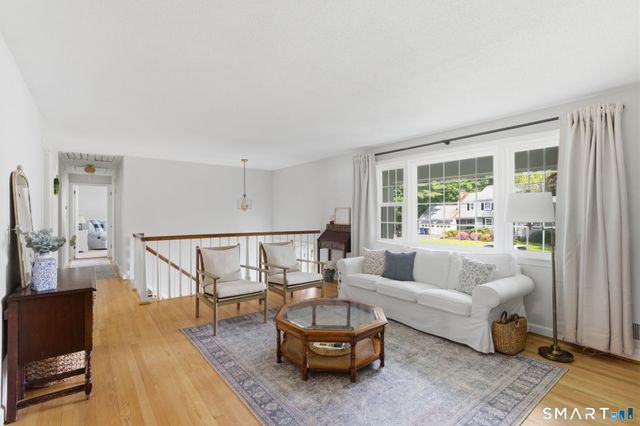 3 Branch Brook Drive, Simsbury, CT 06070