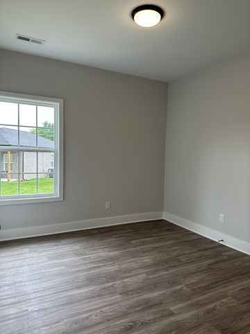 632 W Adams St, Woodbury, TN 37190