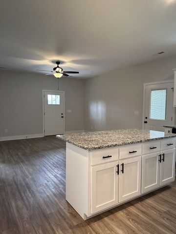 632 W Adams St, Woodbury, TN 37190