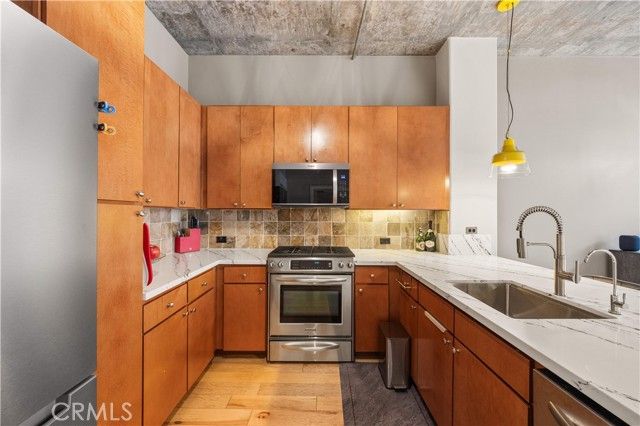 840 E Green 329, Pasadena, CA 91101