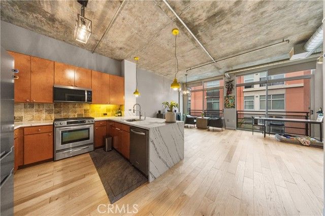 840 E Green 329, Pasadena, CA 91101