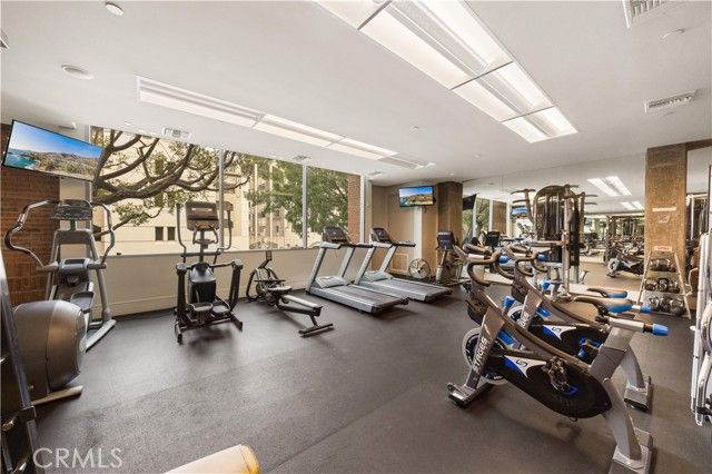 840 E Green 329, Pasadena, CA 91101