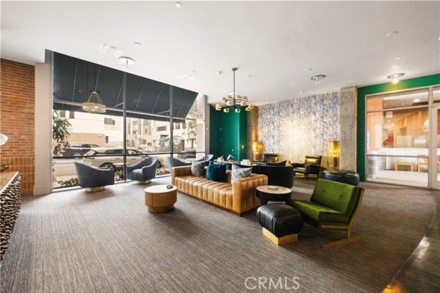 840 E Green 329, Pasadena, CA 91101