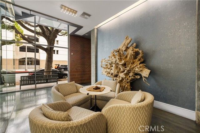 840 E Green 329, Pasadena, CA 91101