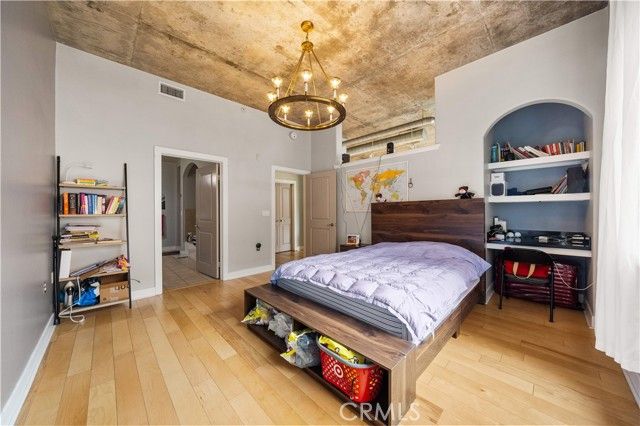 840 E Green 329, Pasadena, CA 91101