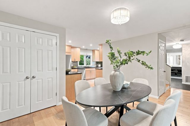 2 Steepletree Lane 2, Wayland, MA 01778