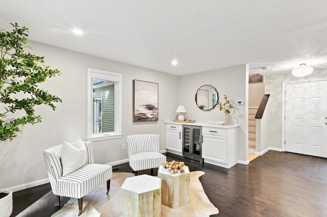 2 Steepletree Lane 2, Wayland, MA 01778