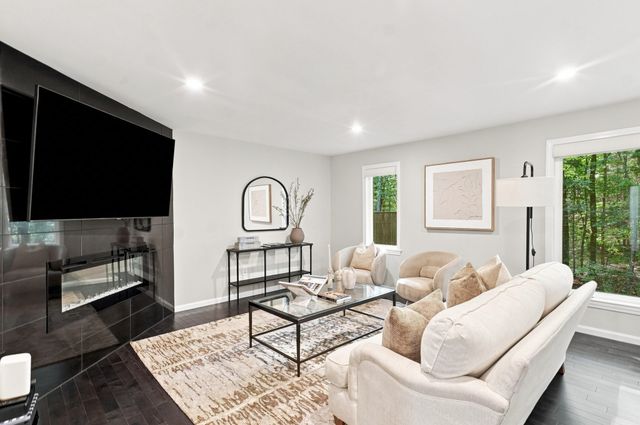 2 Steepletree Lane 2, Wayland, MA 01778