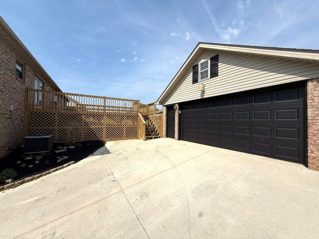 38 Pinnacle PT Drive, Somerset, KY 42503