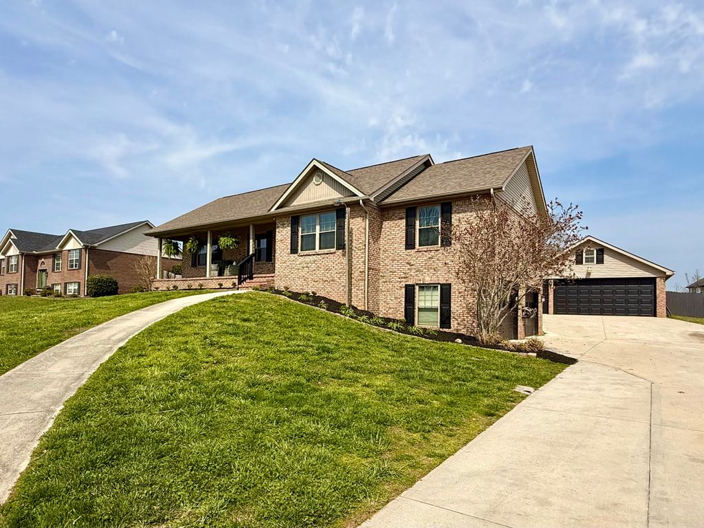 38 Pinnacle PT Drive, Somerset, KY 42503