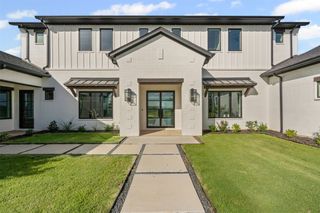 729 R C Luker Court, Granbury, TX 76048