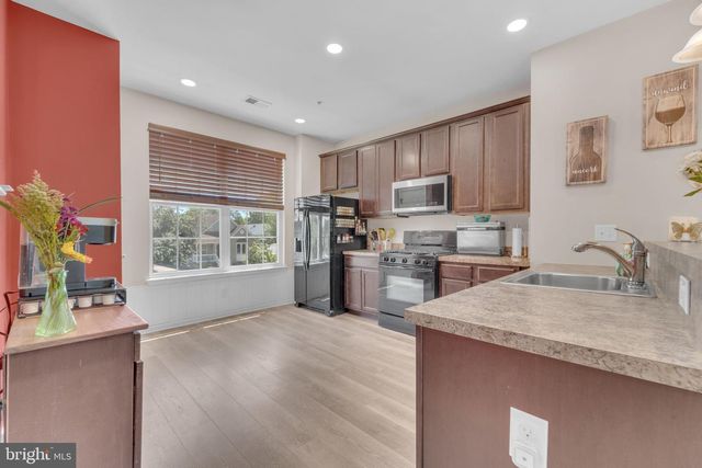 912 GEORGETOWN RD, Wenonah, NJ 08090