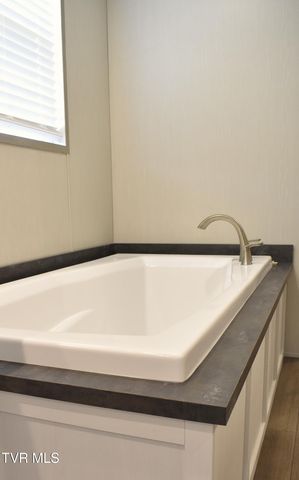 112 Shepherd North Drive, Bulls Gap, TN 37711