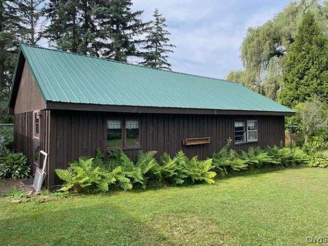4745 Cedarvale Road, Onondaga, NY 13215