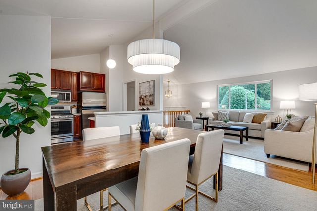10000 EASTLAKE DR, Fairfax, VA 22032