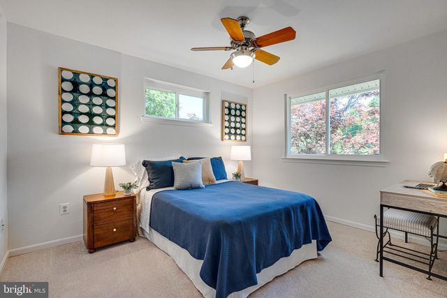 10000 EASTLAKE DR, Fairfax, VA 22032