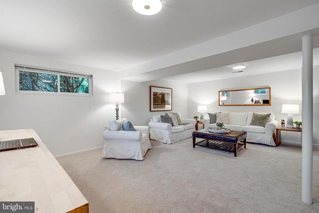 10000 EASTLAKE DR, Fairfax, VA 22032