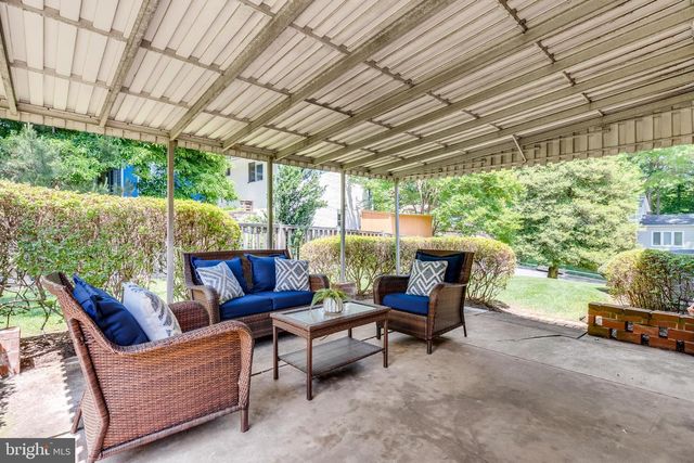 10000 EASTLAKE DR, Fairfax, VA 22032