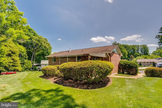 10000 EASTLAKE DR, Fairfax, VA 22032