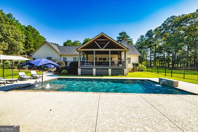 696 Highway 18 W, Barnesville, GA 30204