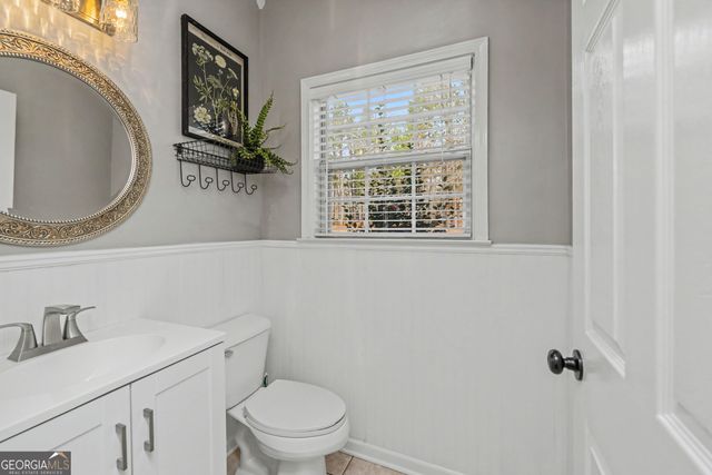 696 Highway 18 W, Barnesville, GA 30204