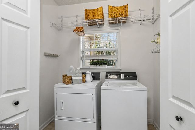 696 Highway 18 W, Barnesville, GA 30204