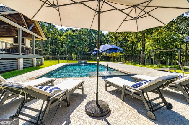 696 Highway 18 W, Barnesville, GA 30204