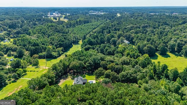 696 Highway 18 W, Barnesville, GA 30204