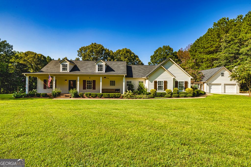 696 Highway 18 W, Barnesville, GA 30204