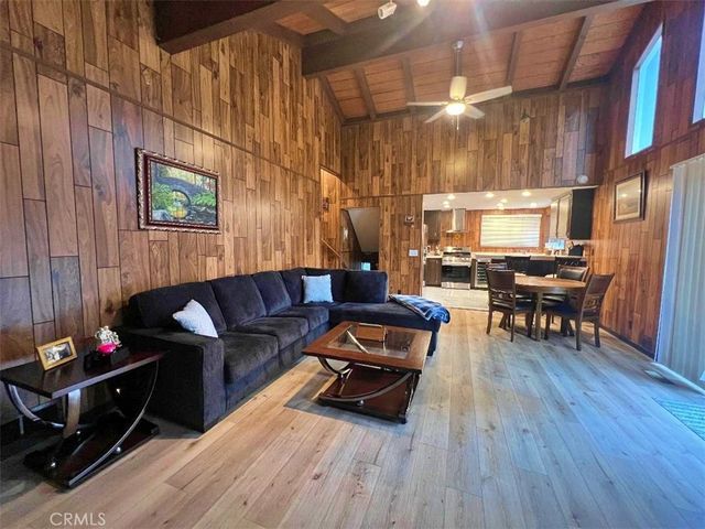 1198 Arbula, Crestline, CA 92325