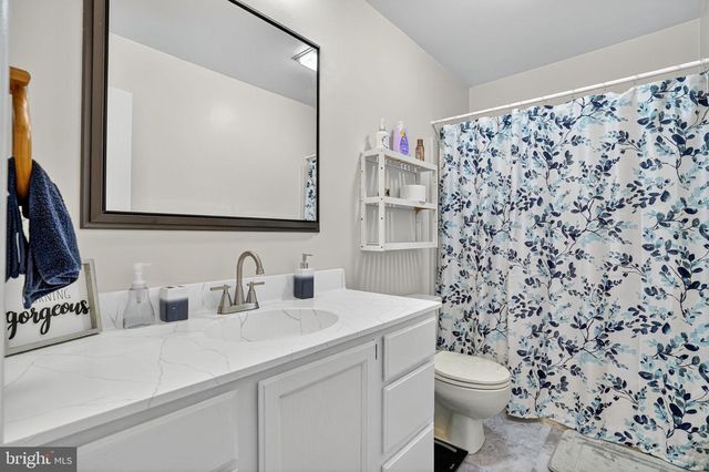 2235 BRIGANTINE BLVD, Greenbackville, VA 23356