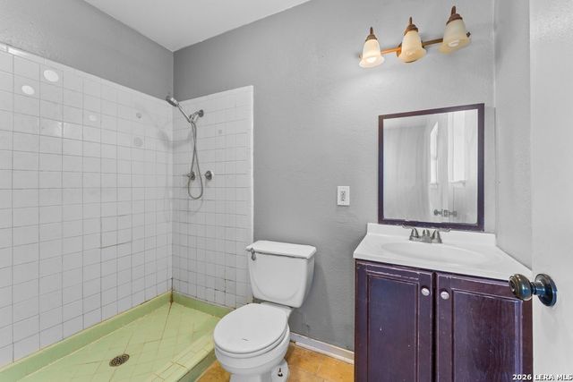 5035 Village Crest, San Antonio, TX 78218