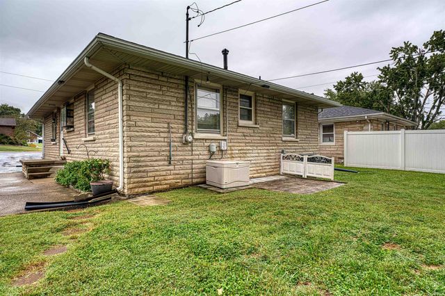 804 Irvin Avenue, Evansville, IN 47715