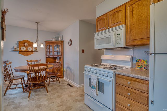 804 Irvin Avenue, Evansville, IN 47715