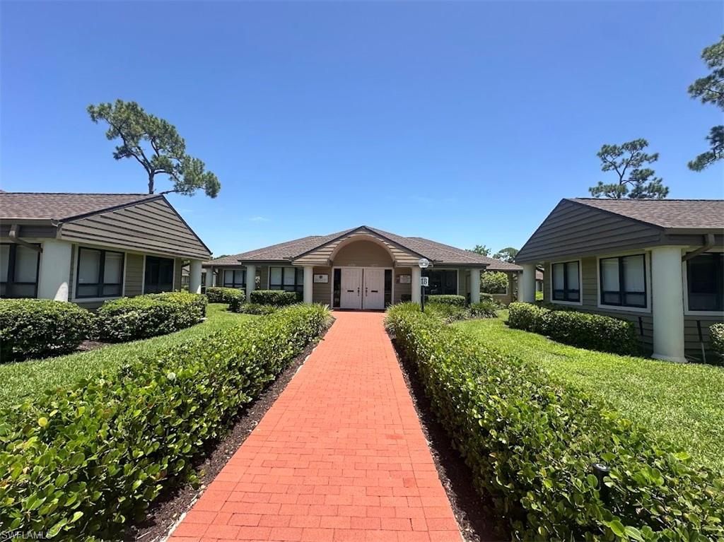 12611/613 New Brittany BLVD, FORT MYERS, FL 33907 — photo 2