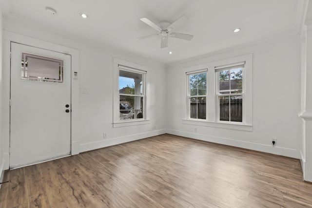 724 E 21st Street, Houston, TX 77008