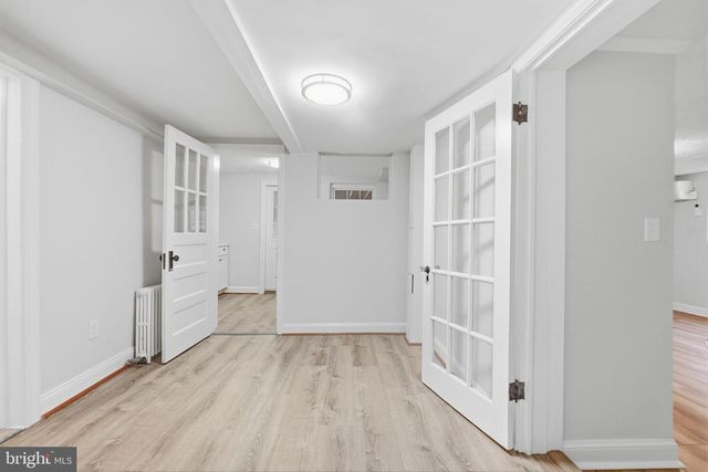27 N FENWICK ST N, Arlington, VA 22201