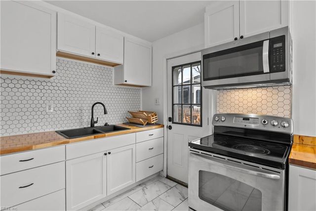 7811 Nesbitt DR, Norfolk, VA 23505