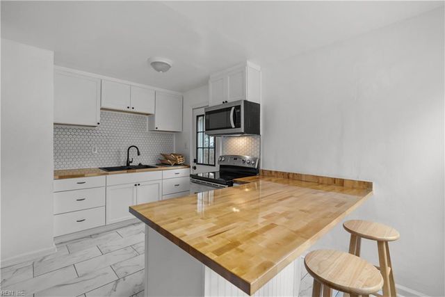 7811 Nesbitt DR, Norfolk, VA 23505