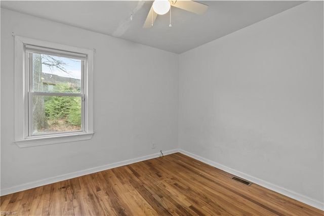 7811 Nesbitt DR, Norfolk, VA 23505