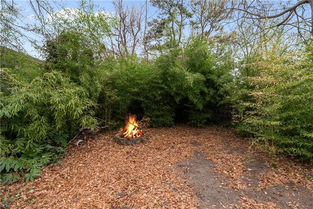 7811 Nesbitt DR, Norfolk, VA 23505