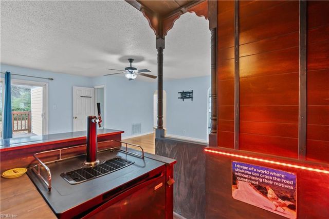 7811 Nesbitt DR, Norfolk, VA 23505