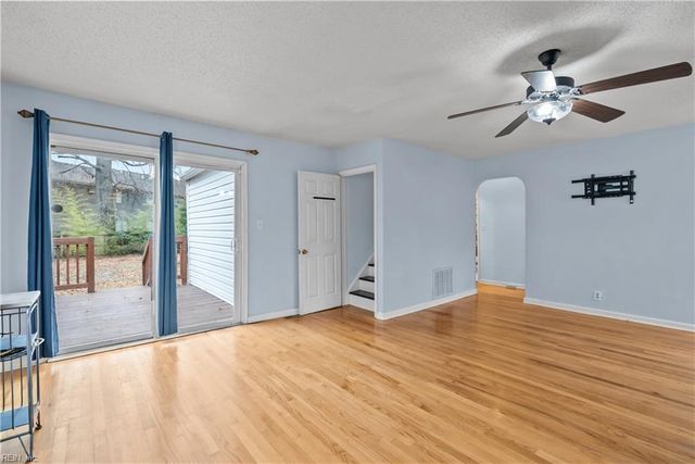 7811 Nesbitt DR, Norfolk, VA 23505