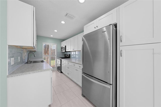 683 JOHN HANCOCK LANE, West Melbourne, FL 32904