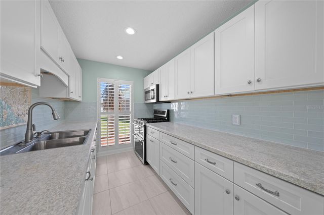 683 JOHN HANCOCK LANE, West Melbourne, FL 32904