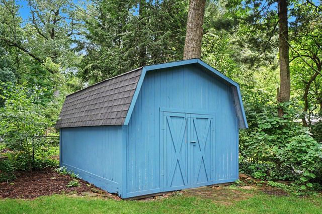 6821 Isabelle Street, Portage City, MI 49024