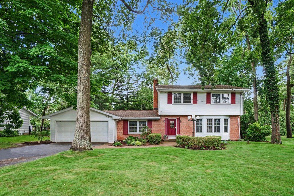 6821 Isabelle Street, Portage City, MI 49024