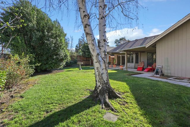 2131 Canyon Creek Dr, Stockton, CA 95207