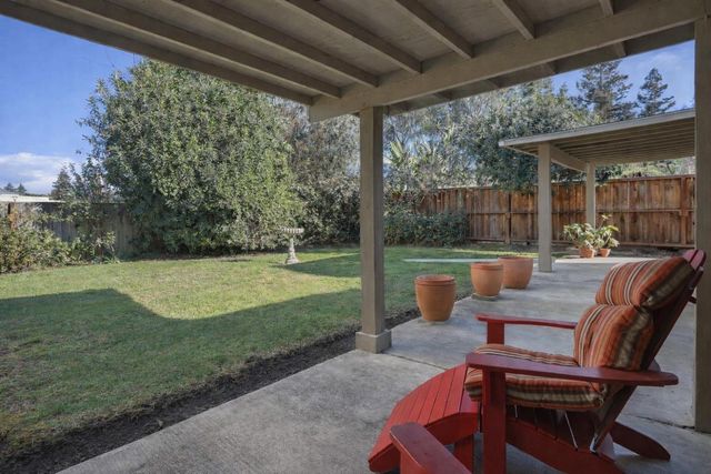 2131 Canyon Creek Dr, Stockton, CA 95207